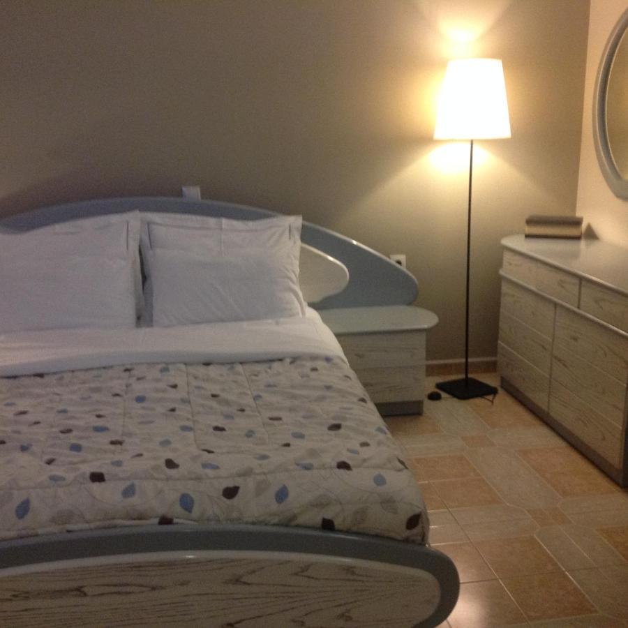 Saga Hotel Poros Town Luaran gambar