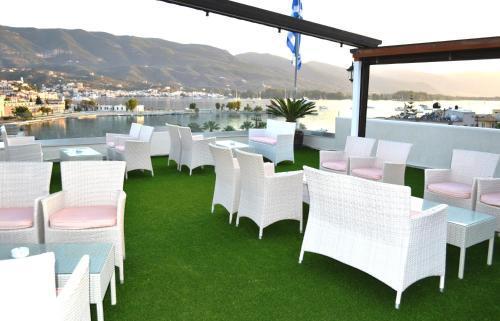 Saga Hotel Poros Town Luaran gambar